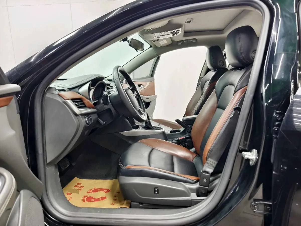 2018 Chevrolet Malibu 1.5T 170HP L4 6AT,autocango,china used car exporter,china ev exporter,chinese used car exporter,chinese used ev exporter