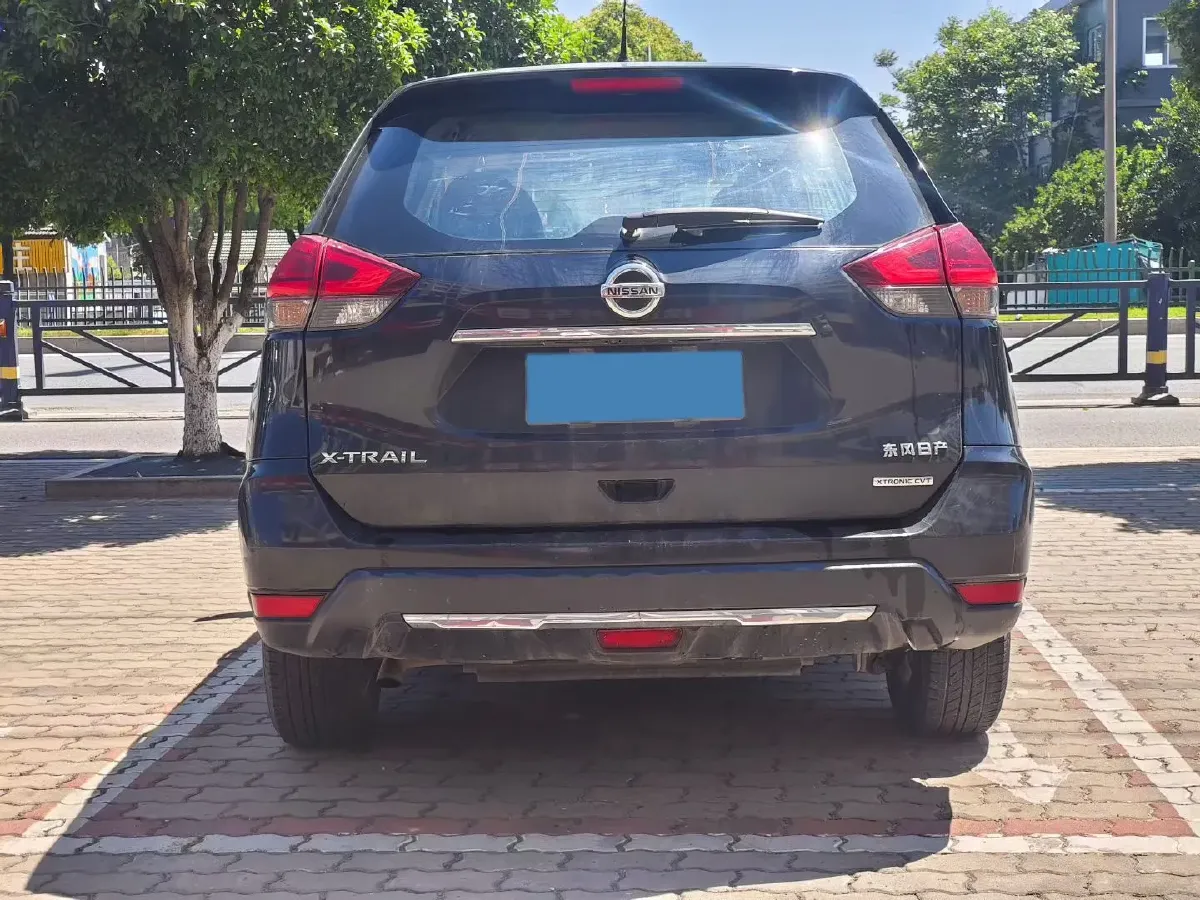 2021 Nissan X-Trail 2.0L 151HP L4 CVT,autocango,china used car exporter,china ev exporter,chinese used car exporter,chinese used ev exporter