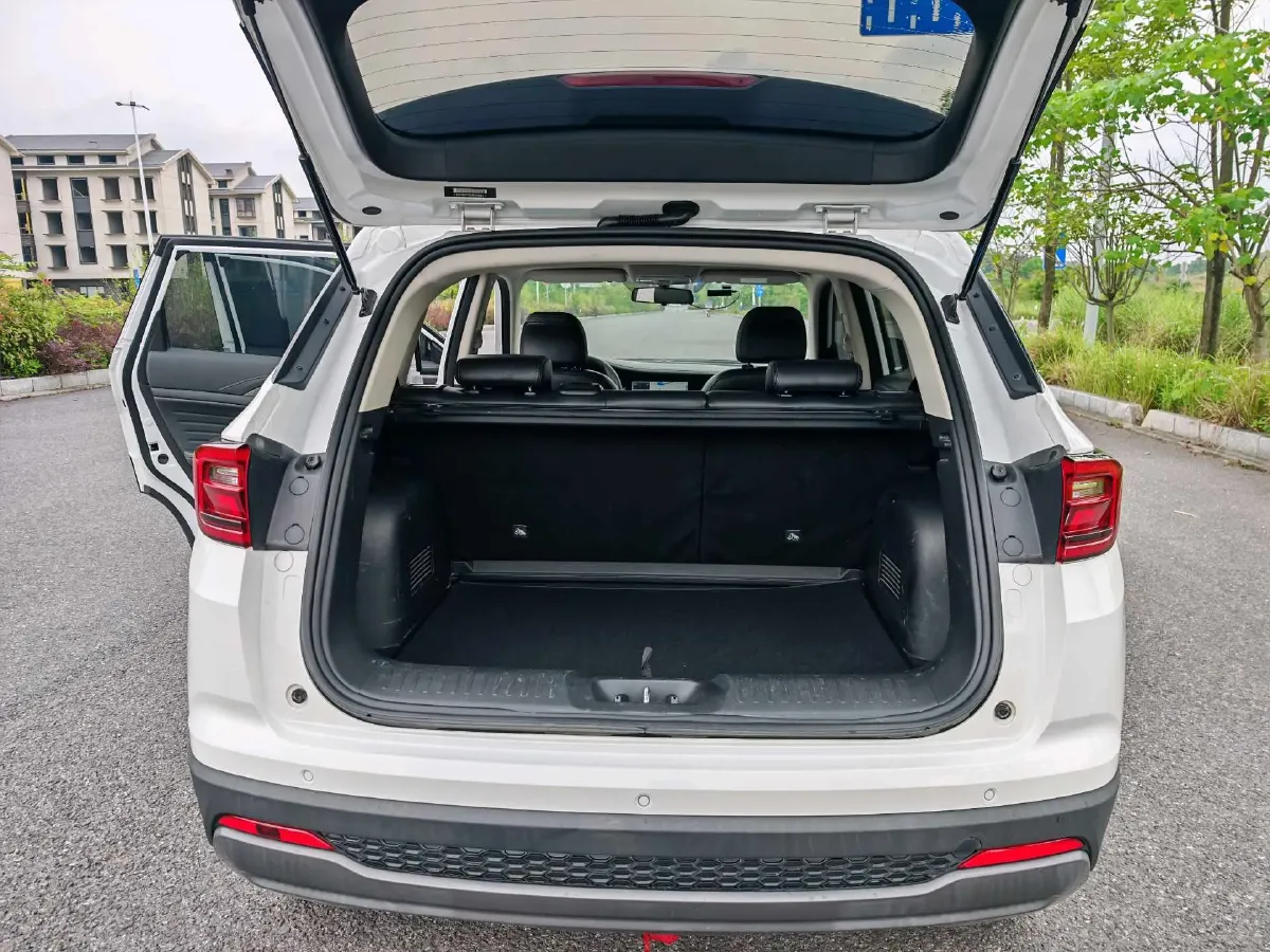 2021 ChangAn CS35 Plus 1.6L 128HP L4 CVT,autocango,china used car exporter,china ev exporter,chinese used car exporter,chinese used ev exporter