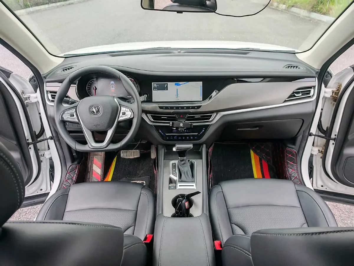 2021 ChangAn CS35 Plus 1.6L 128HP L4 CVT,autocango,china used car exporter,china ev exporter,chinese used car exporter,chinese used ev exporter