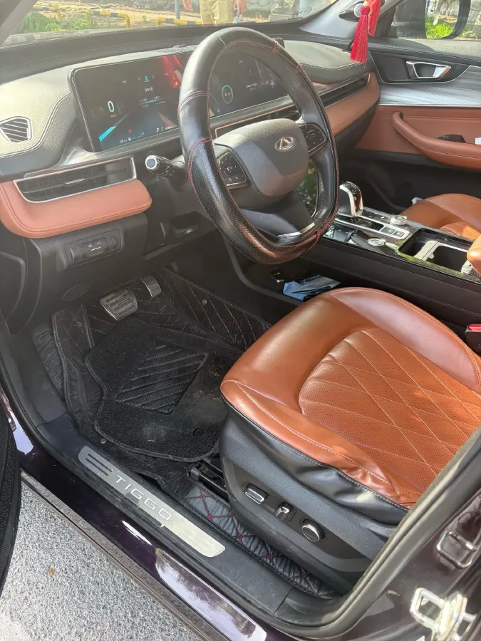 2021 Chery Tiggo 8 Plus 1.6T 197HP L4 7DCT,autocango,china used car exporter,china ev exporter,chinese used car exporter,chinese used ev exporter