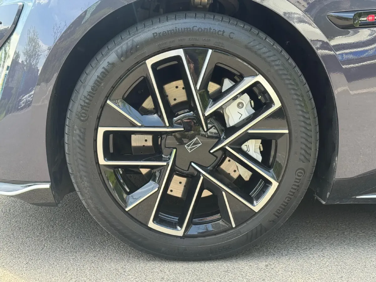 2025 Avatr 06 BEV,autocango,china used car exporter,china ev exporter,chinese used car exporter,chinese used ev exporter