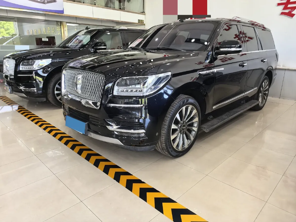 2019 Lincoln Navigator 3.5T 388HP V6 10AT,autocango,china used car exporter,china ev exporter,chinese used car exporter,chinese used ev exporter