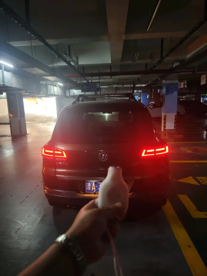 2017 Haval H9 2.0T 190HP L4 8AT,autocango,china used car exporter,china ev exporter,chinese used car exporter,chinese used ev exporter