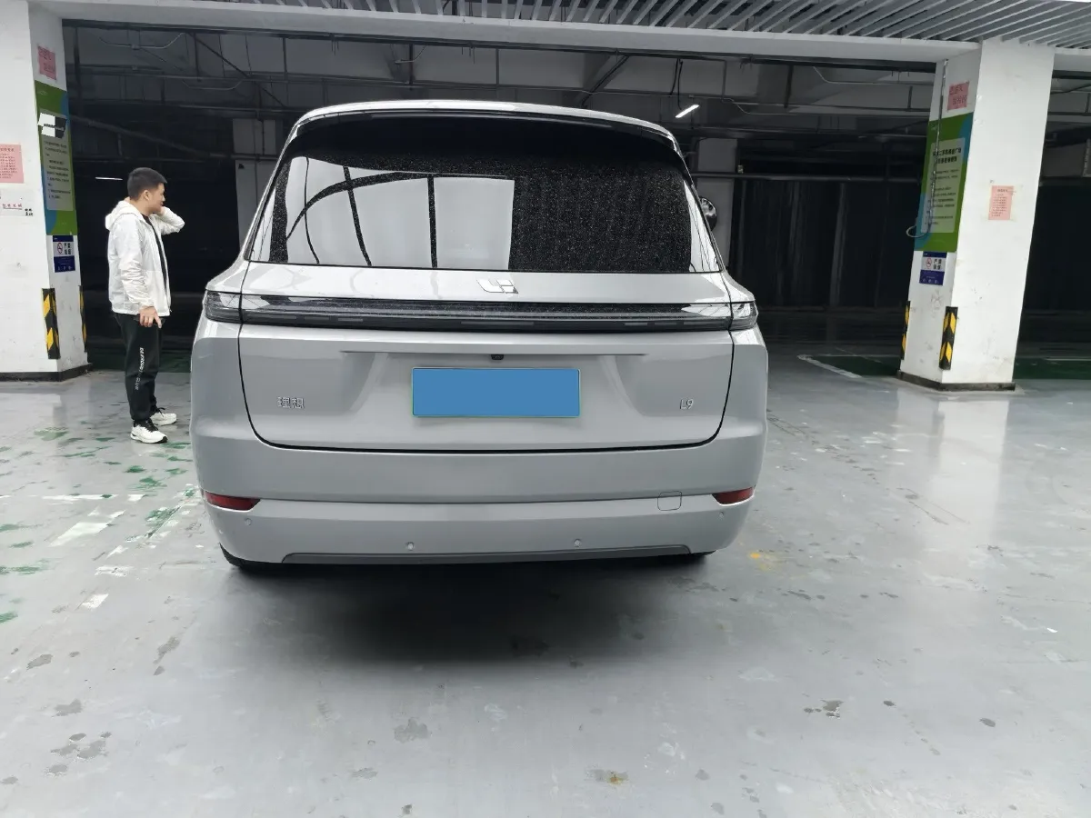2022 Li L9 Range Extended 154HP REEV 42.6KWH,autocango,china used car exporter,china ev exporter,chinese used car exporter,chinese used ev exporter