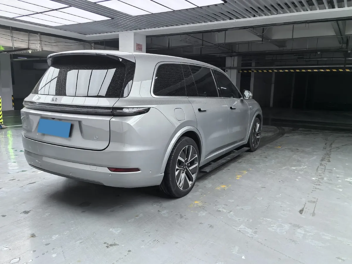 2022 Li L9 Range Extended 154HP REEV 42.6KWH,autocango,china used car exporter,china ev exporter,chinese used car exporter,chinese used ev exporter