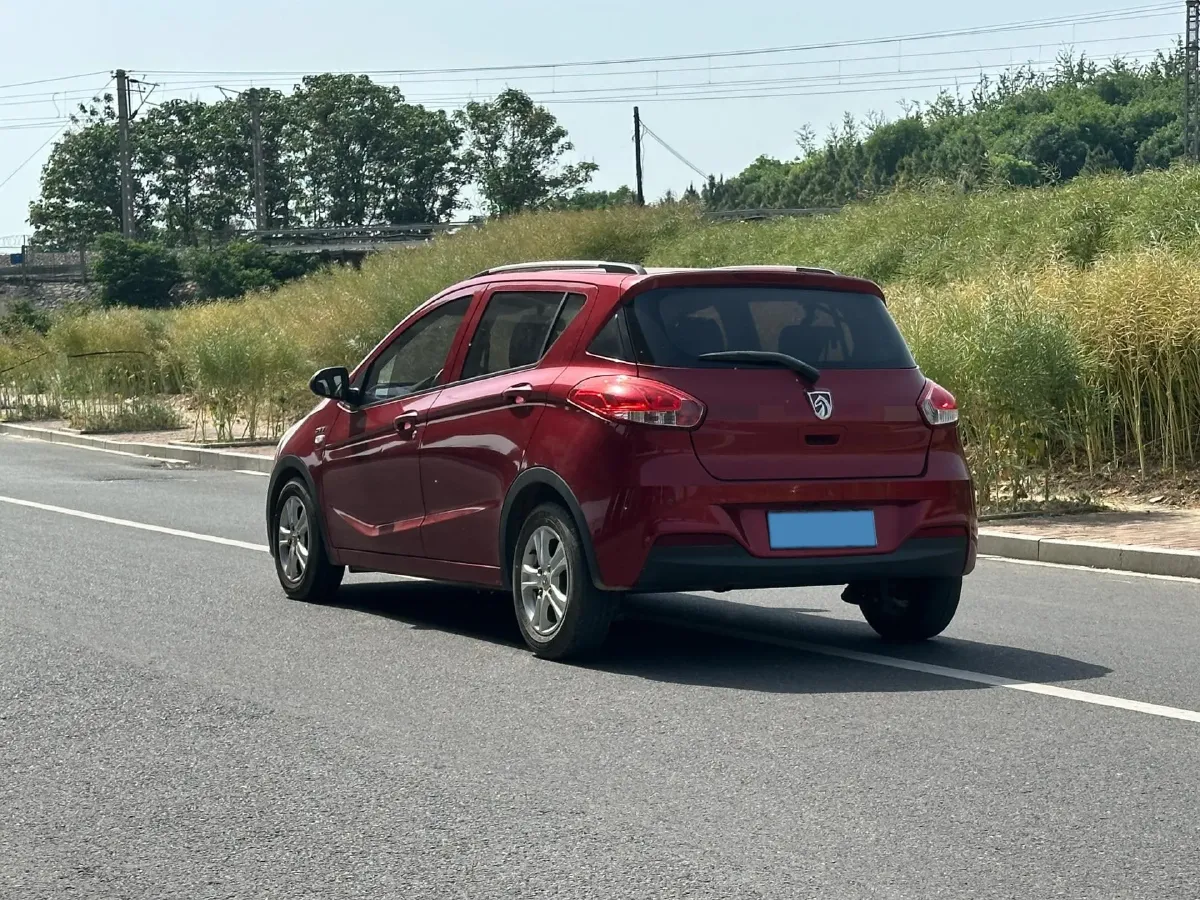 2018 BaoJun 360 1.5L 112HP L4 6MT,autocango,china used car exporter,china ev exporter,chinese used car exporter,chinese used ev exporter