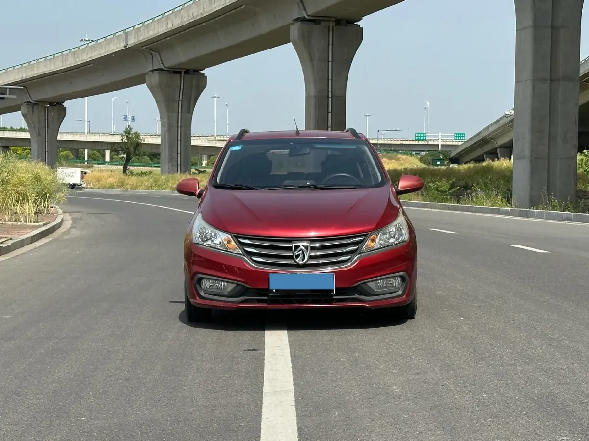 2018 BaoJun 360 1.5L 112HP L4 6MT,autocango,china used car exporter,china ev exporter,chinese used car exporter,chinese used ev exporter