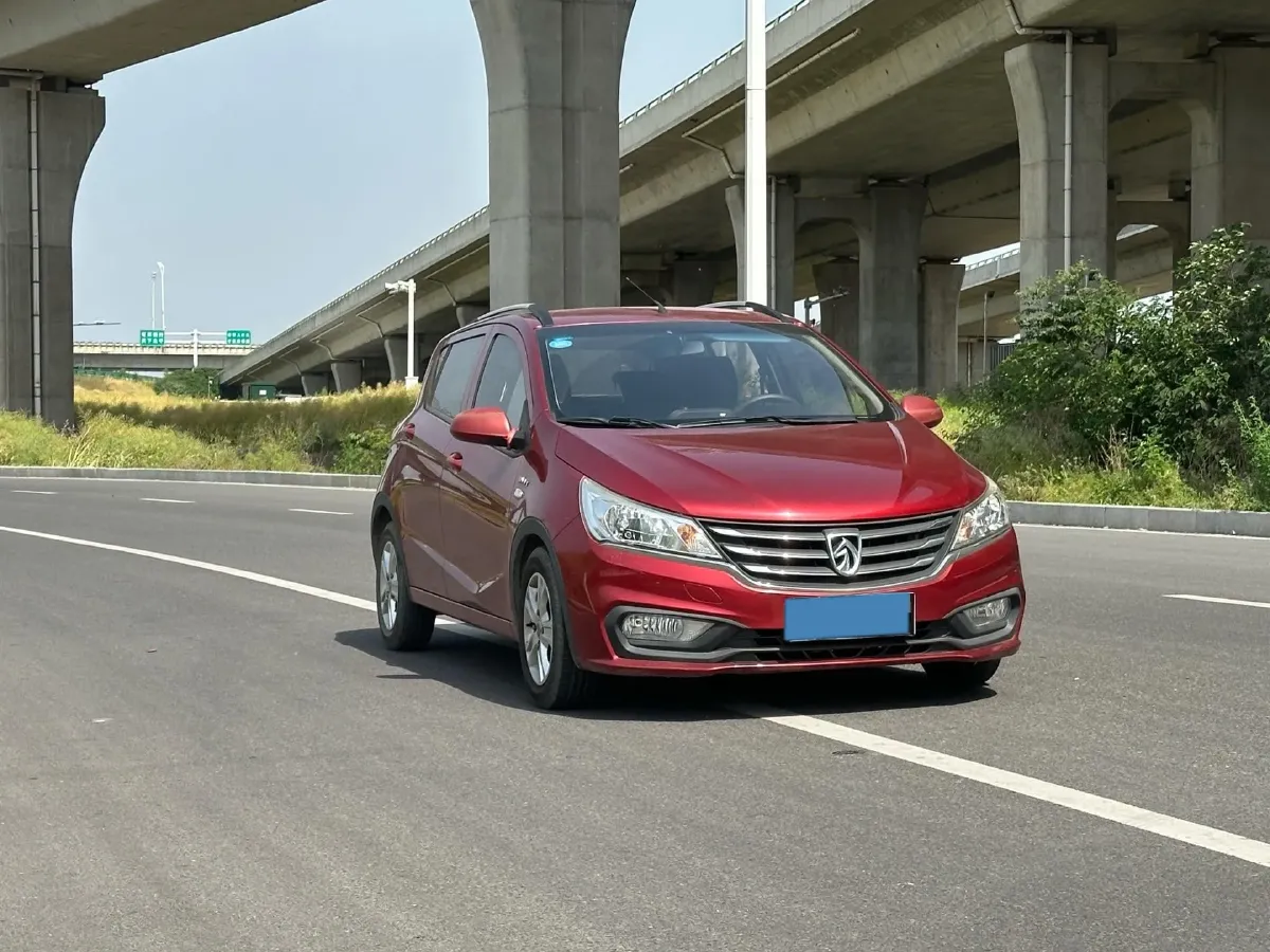 2018 BaoJun 360 1.5L 112HP L4 6MT,autocango,china used car exporter,china ev exporter,chinese used car exporter,chinese used ev exporter