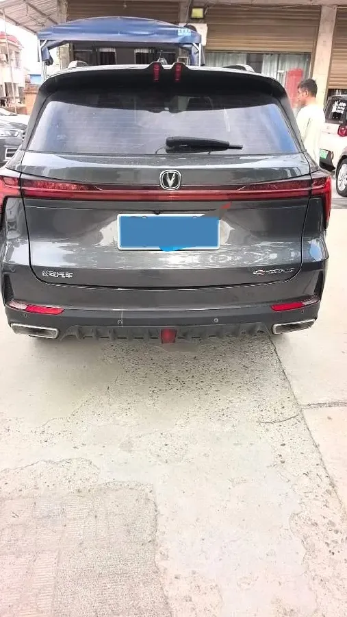 2022 ChangAn CS75 Plus 1.5T 188HP L4 8AT,autocango,china used car exporter,china ev exporter,chinese used car exporter,chinese used ev exporter