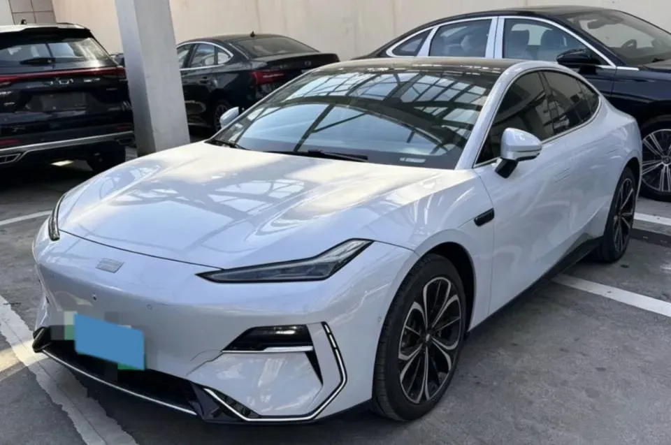 2025 Geely Galaxy E8 BEV 76KWH,autocango,china used car exporter,china ev exporter,chinese used car exporter,chinese used ev exporter