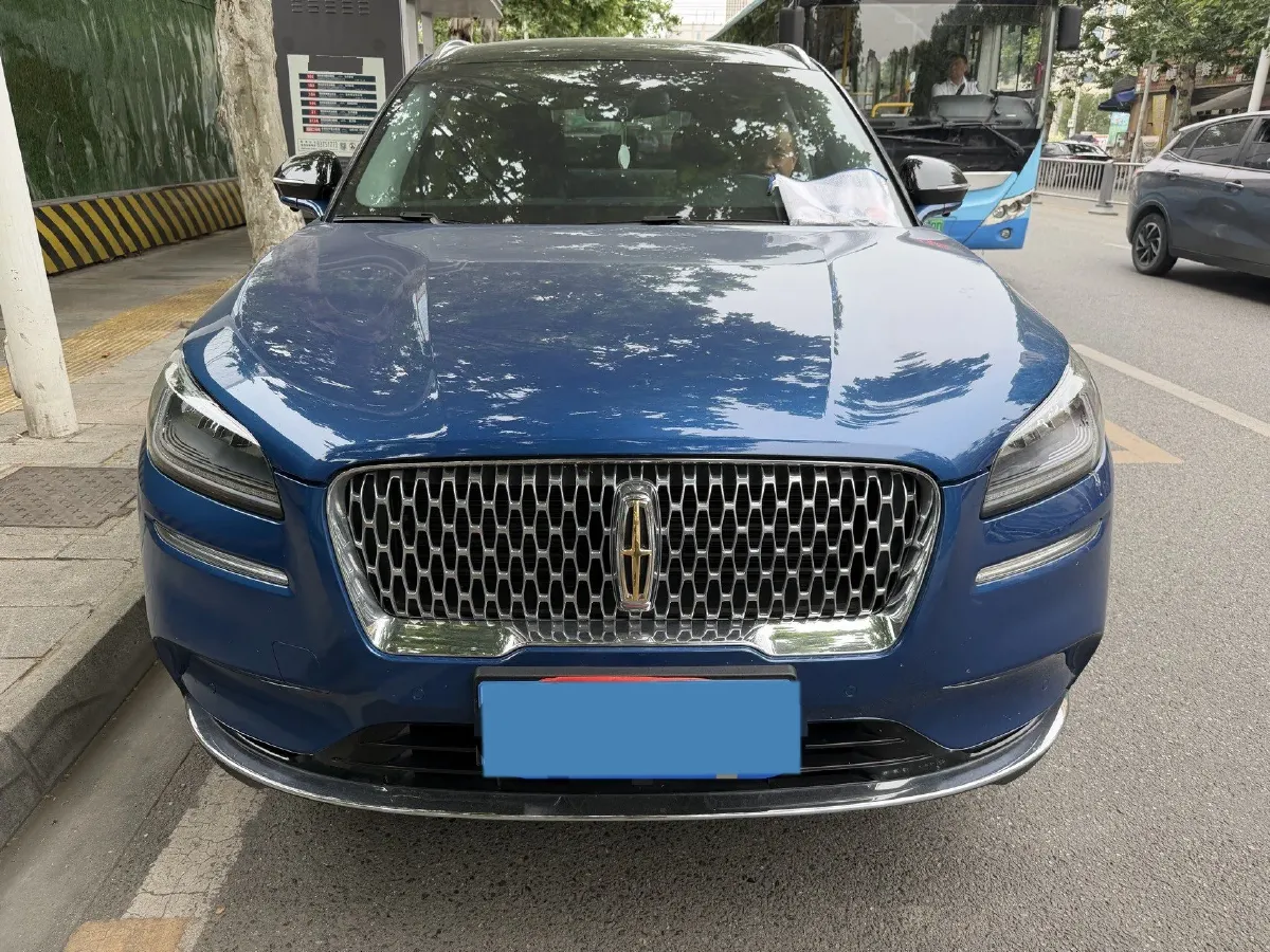 2021 Lincoln Corsair 2.0T 245HP L4 8AT,autocango,china used car exporter,china ev exporter,chinese used car exporter,chinese used ev exporter
