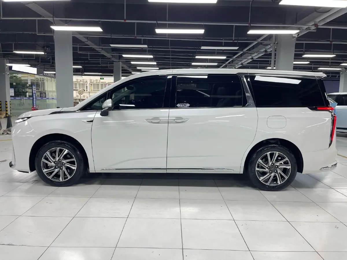 2024 MAXUS DaJia 9 1.5T 150HP L4 1DHT PHEV 39.7KWH,autocango,china used car exporter,china ev exporter,chinese used car exporter,chinese used ev exporter