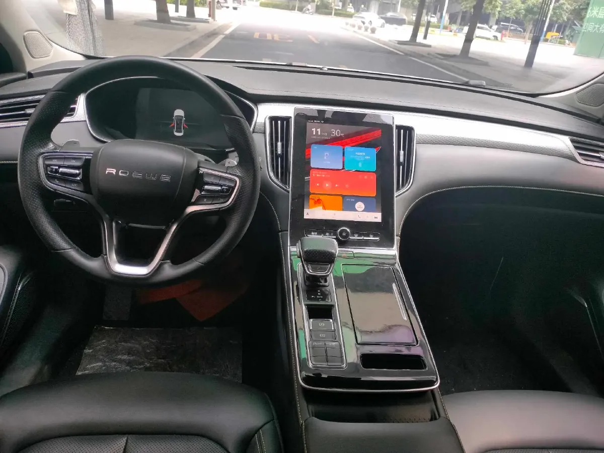 2020 Roewe i6 MAX 1.5T 173HP L4 7DCT,autocango,china used car exporter,china ev exporter,chinese used car exporter,chinese used ev exporter
