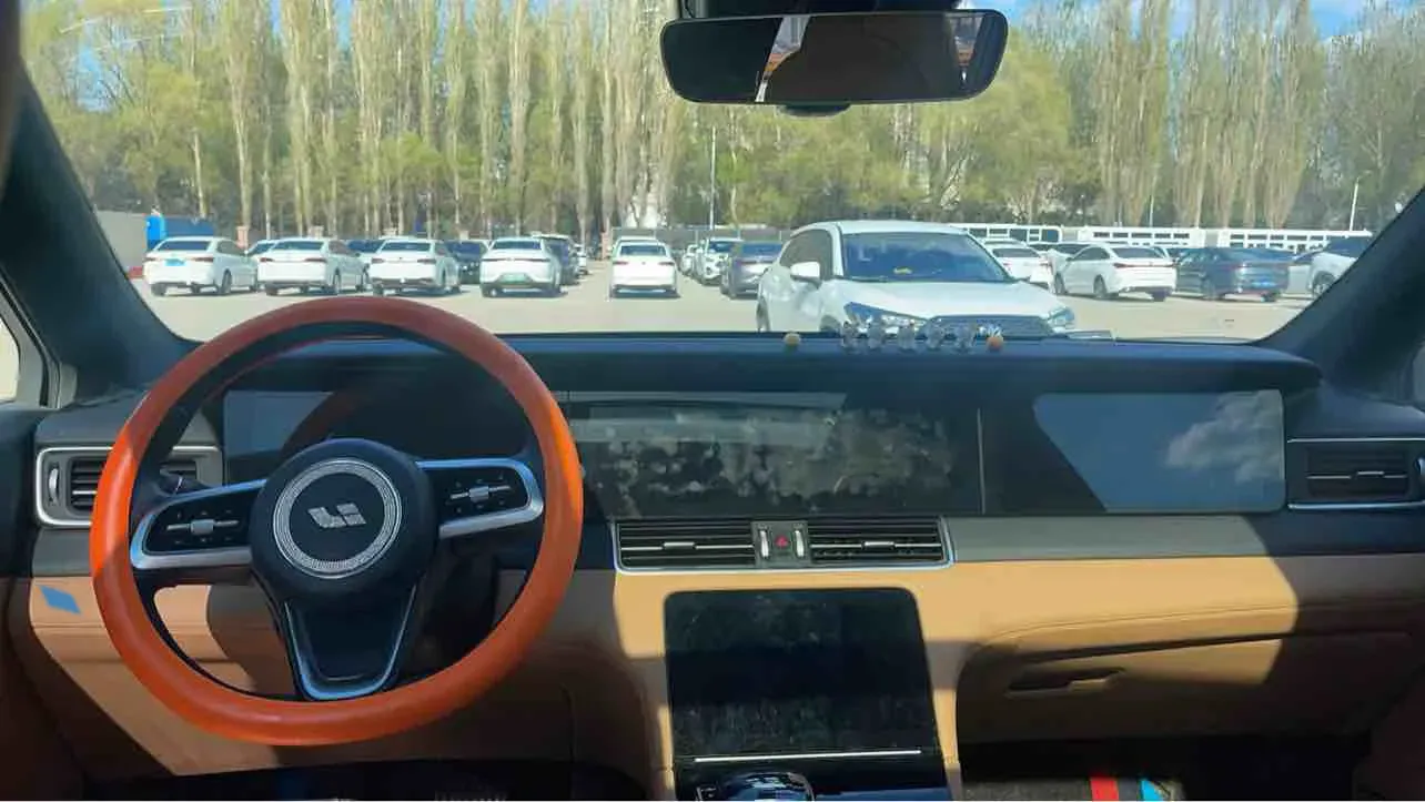 2021 Li ONE Range Extended 131HP REEV 40.5KWH,autocango,china used car exporter,china ev exporter,chinese used car exporter,chinese used ev exporter