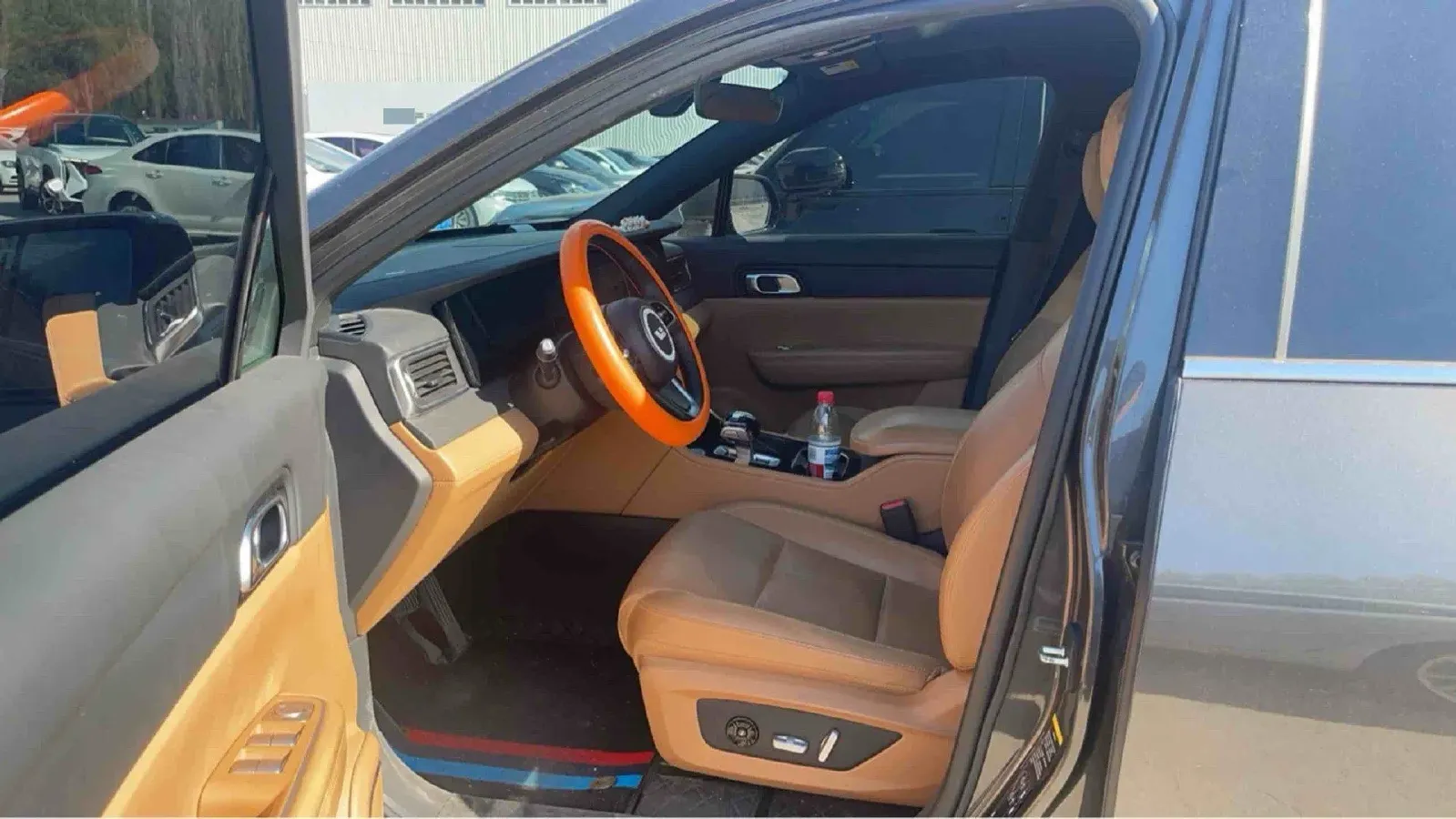 2021 Li ONE Range Extended 131HP REEV 40.5KWH,autocango,china used car exporter,china ev exporter,chinese used car exporter,chinese used ev exporter