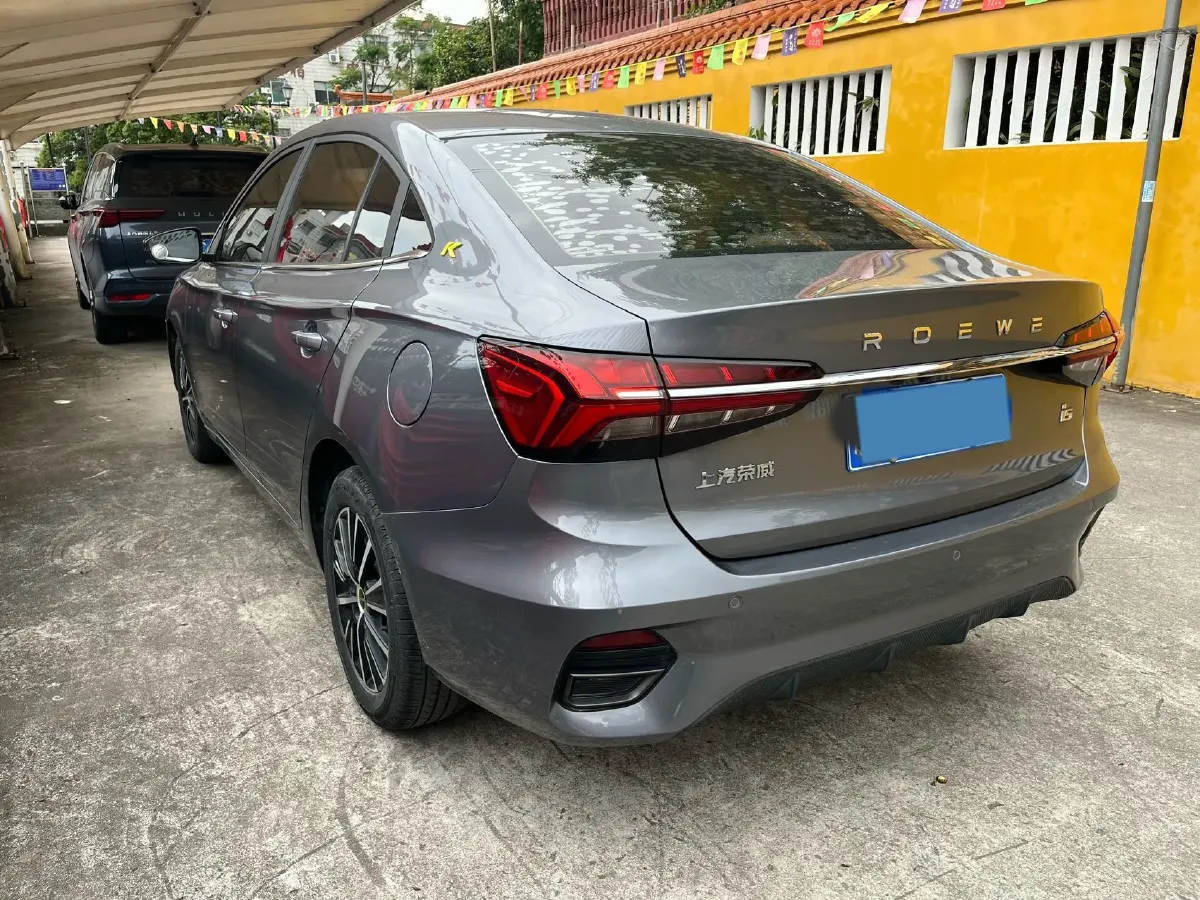 2021 Roewe i5 1.5L 120HP L4 CVT,autocango,china used car exporter,china ev exporter,chinese used car exporter,chinese used ev exporter