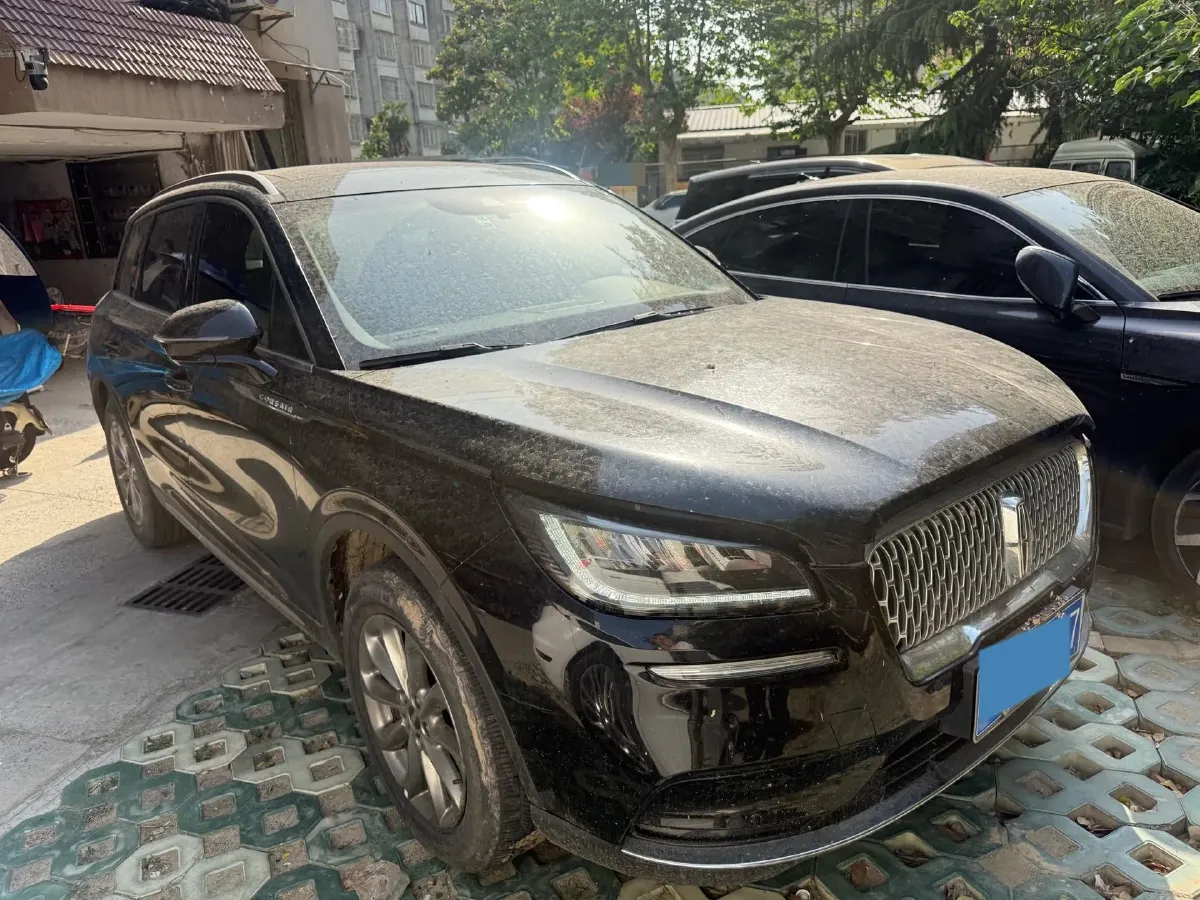 2021 Lincoln Corsair 2.0T 245HP L4 8AT,autocango,china used car exporter,china ev exporter,chinese used car exporter,chinese used ev exporter