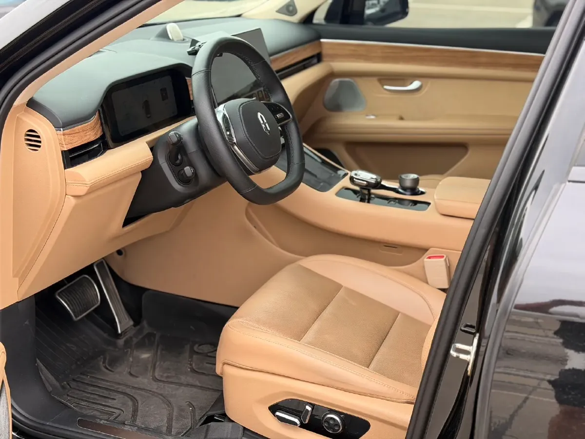 2022 Lincoln Corsair 2.0T 245HP L4 8AT,autocango,china used car exporter,china ev exporter,chinese used car exporter,chinese used ev exporter
