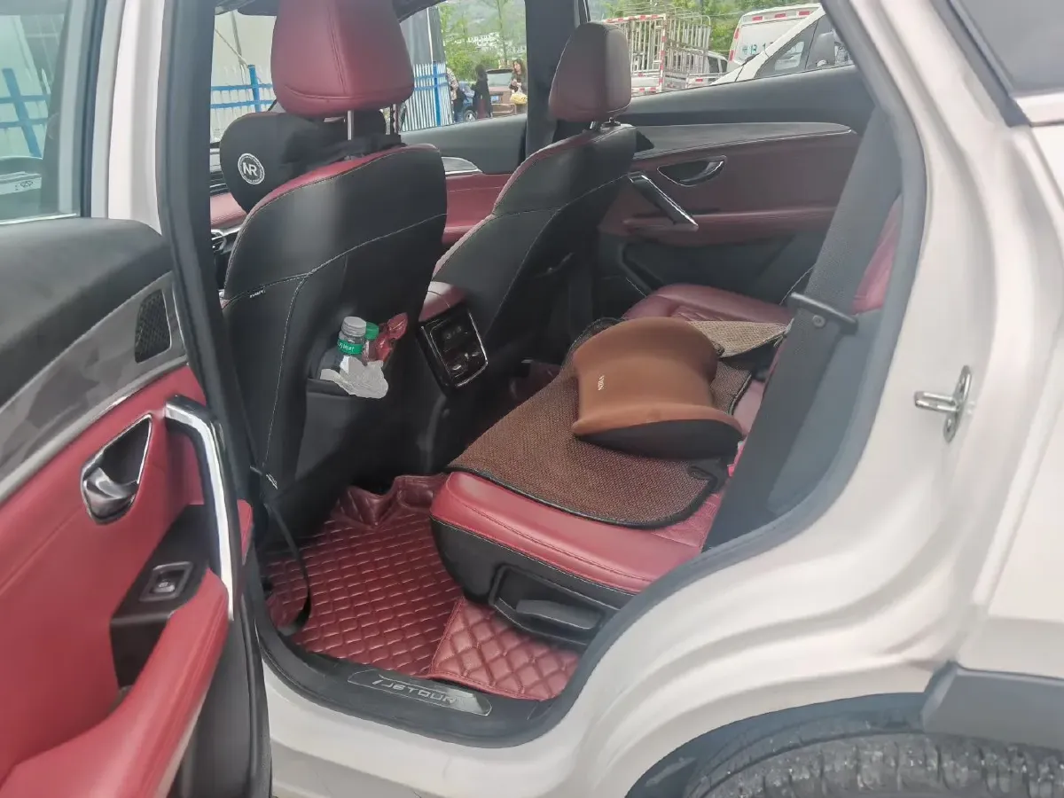 2023 Jetour X70 Plus 1.5T 156HP L4 CVT,autocango,china used car exporter,china ev exporter,chinese used car exporter,chinese used ev exporter