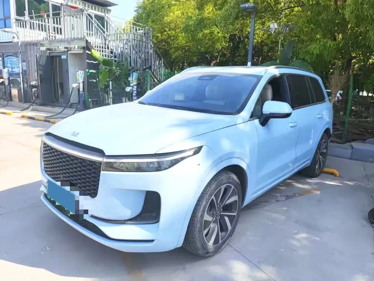 2021 Li ONE Range Extended 131HP REEV 40.5KWH,autocango,china used car exporter,china ev exporter,chinese used car exporter,chinese used ev exporter