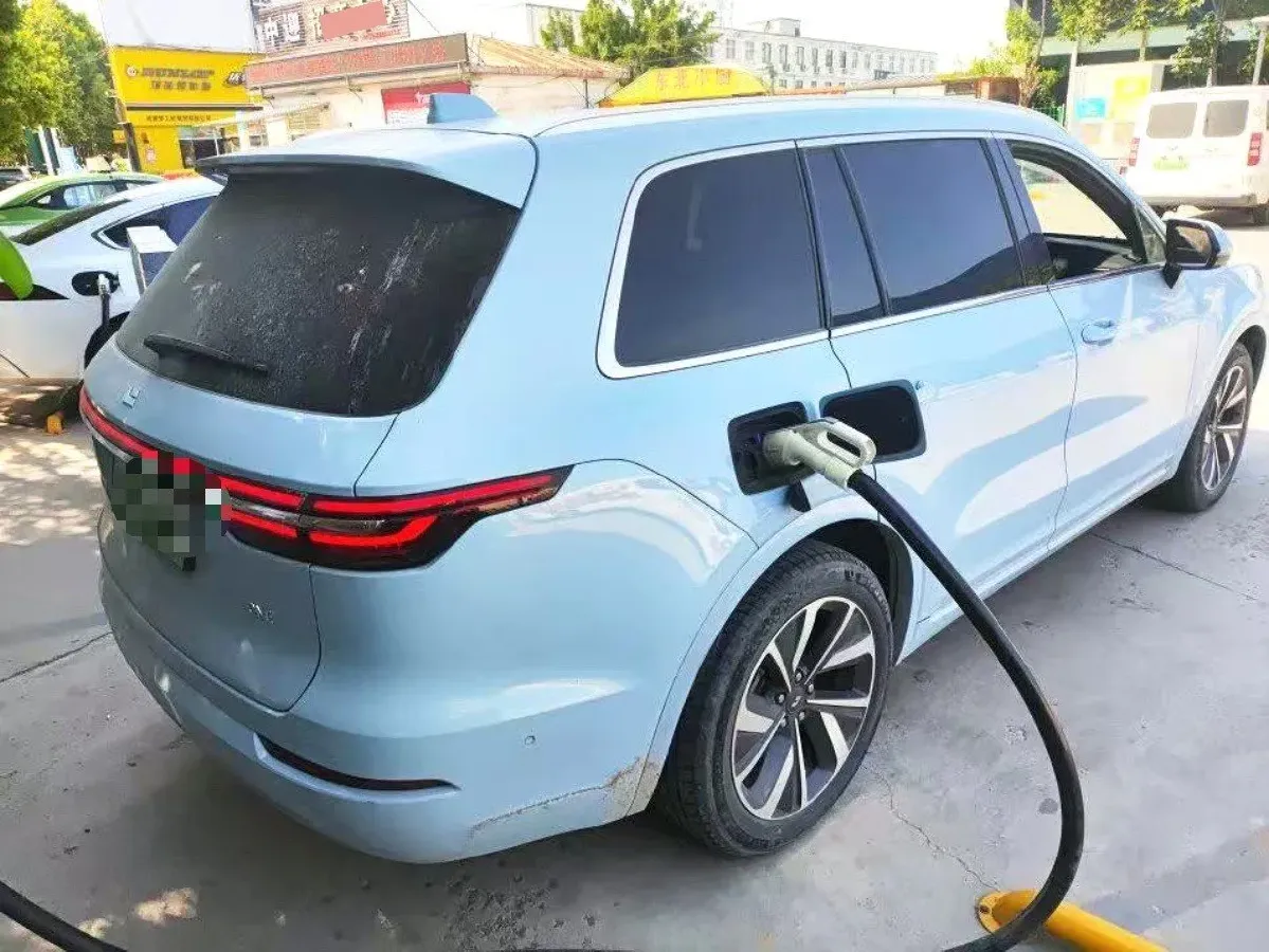 2021 Li ONE Range Extended 131HP REEV 40.5KWH,autocango,china used car exporter,china ev exporter,chinese used car exporter,chinese used ev exporter