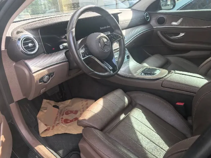 2021 Mercedes-Benz E Class 2.0T 197HP L4 9AT,autocango,china used car exporter,china ev exporter,chinese used car exporter,chinese used ev exporter