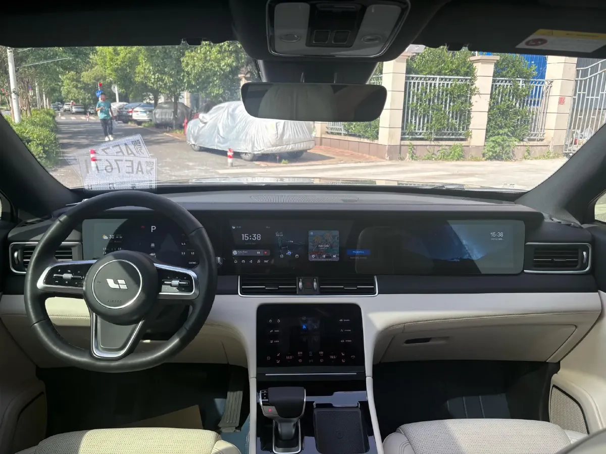 2021 Li ONE Range Extended 131HP REEV 40.5KWH,autocango,china used car exporter,china ev exporter,chinese used car exporter,chinese used ev exporter