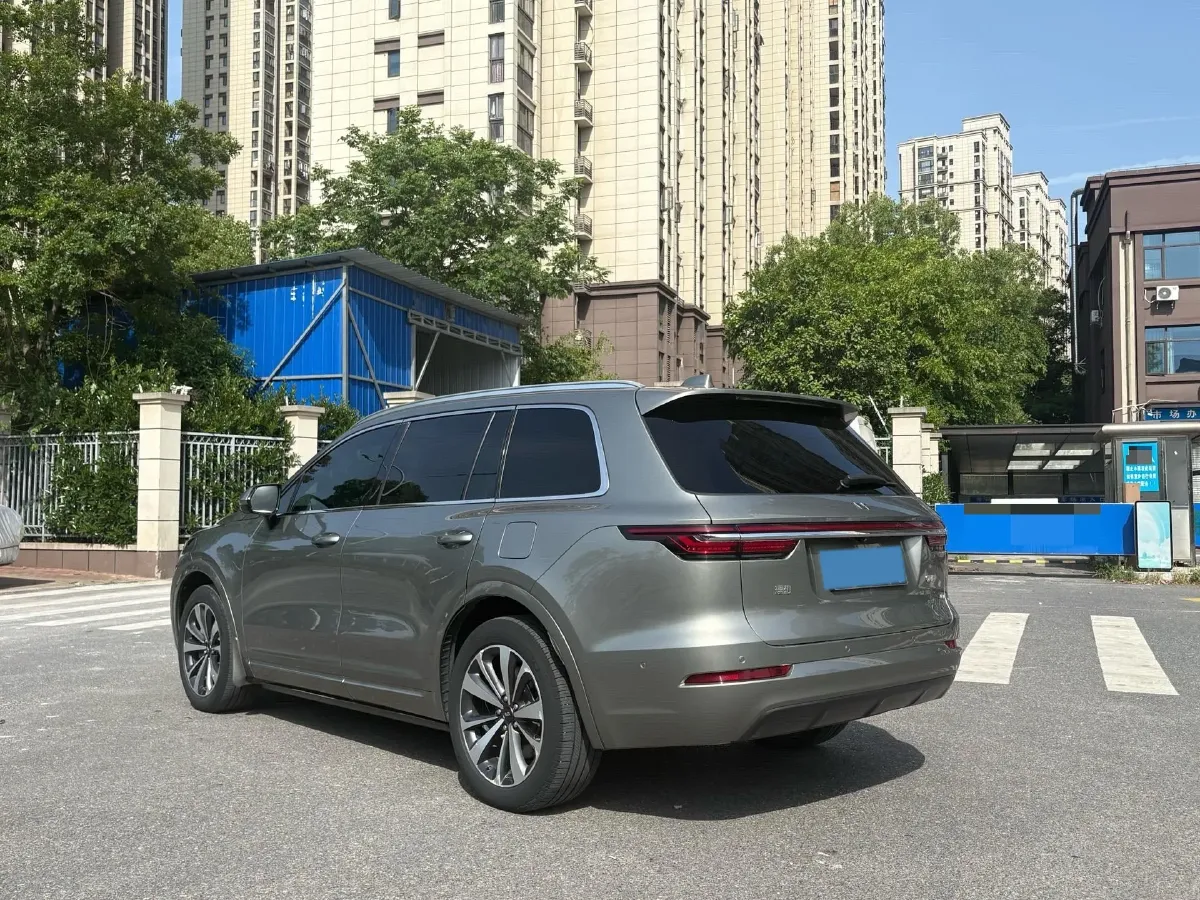 2021 Li ONE Range Extended 131HP REEV 40.5KWH,autocango,china used car exporter,china ev exporter,chinese used car exporter,chinese used ev exporter