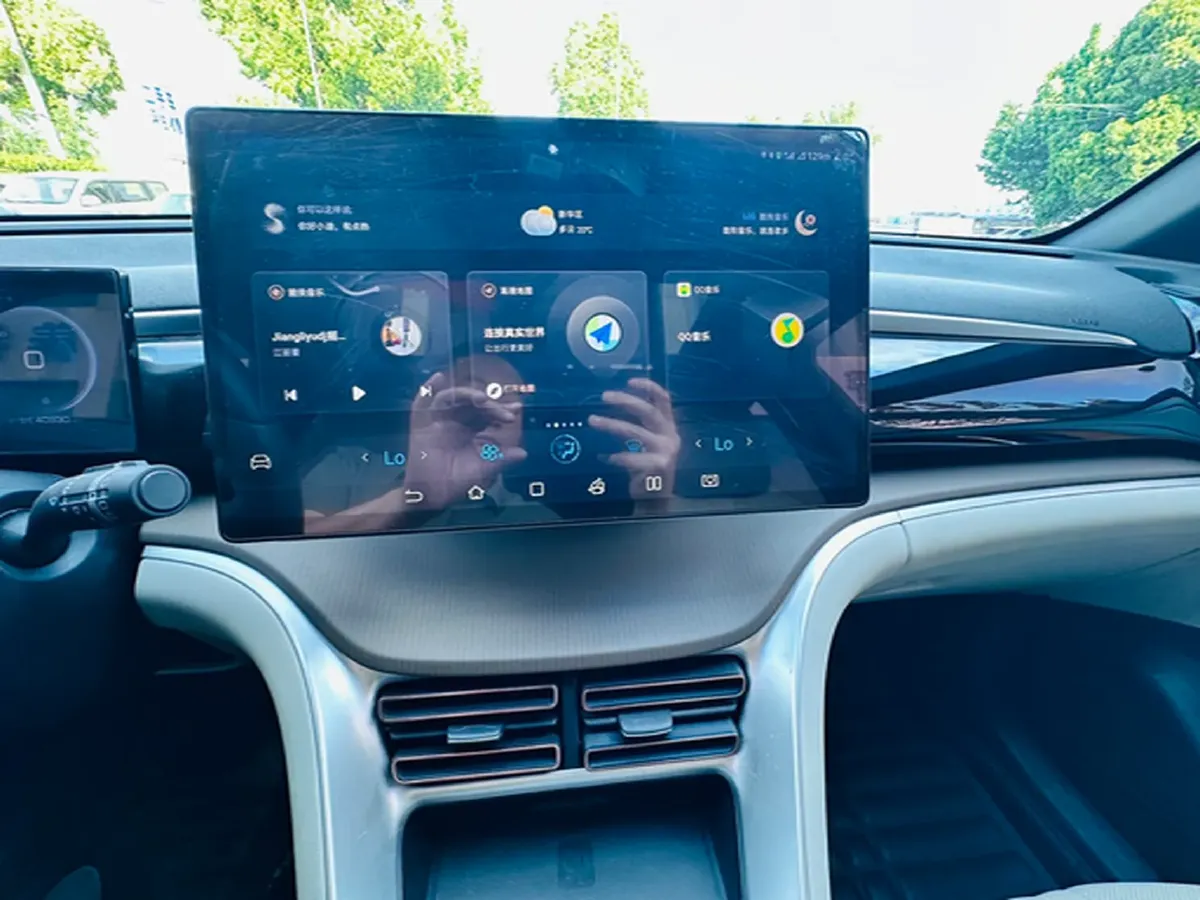 2022 Geely JiaJi 1.5T 177HP L3 7DCT PHEV 15.5KWH,autocango,china used car exporter,china ev exporter,chinese used car exporter,chinese used ev exporter