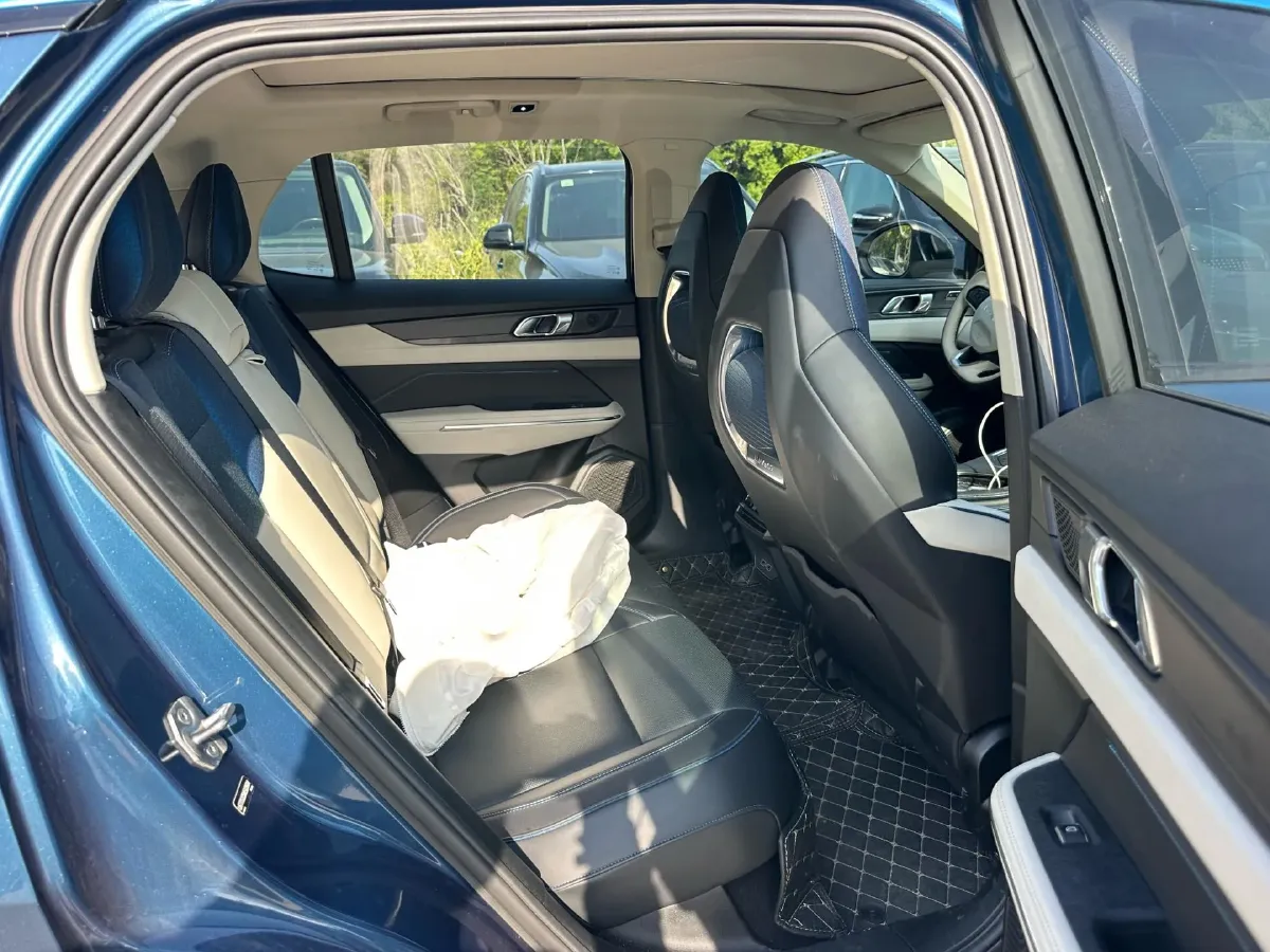 2021 LYNK&CO 01 2.0T 218HP L4 8AT,autocango,china used car exporter,china ev exporter,chinese used car exporter,chinese used ev exporter