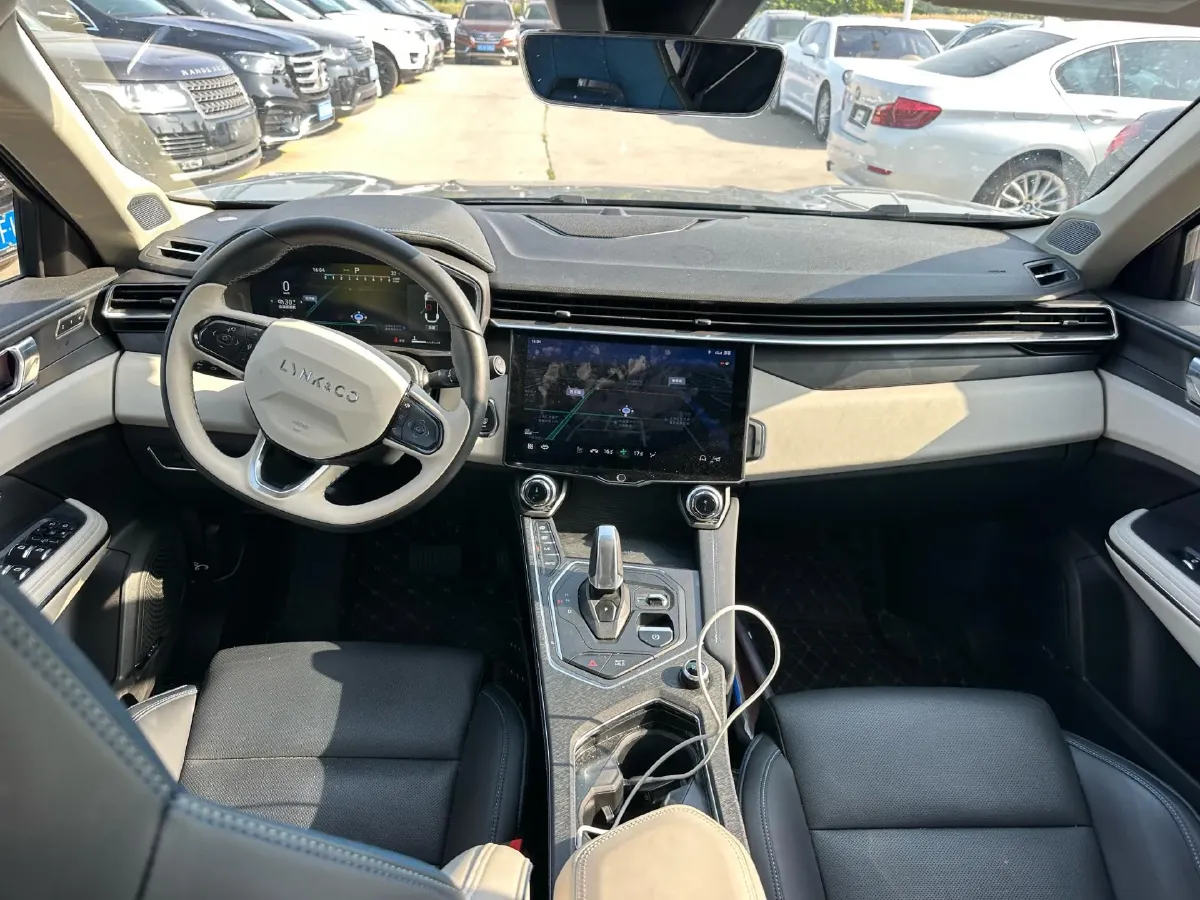 2021 LYNK&CO 01 2.0T 218HP L4 8AT,autocango,china used car exporter,china ev exporter,chinese used car exporter,chinese used ev exporter