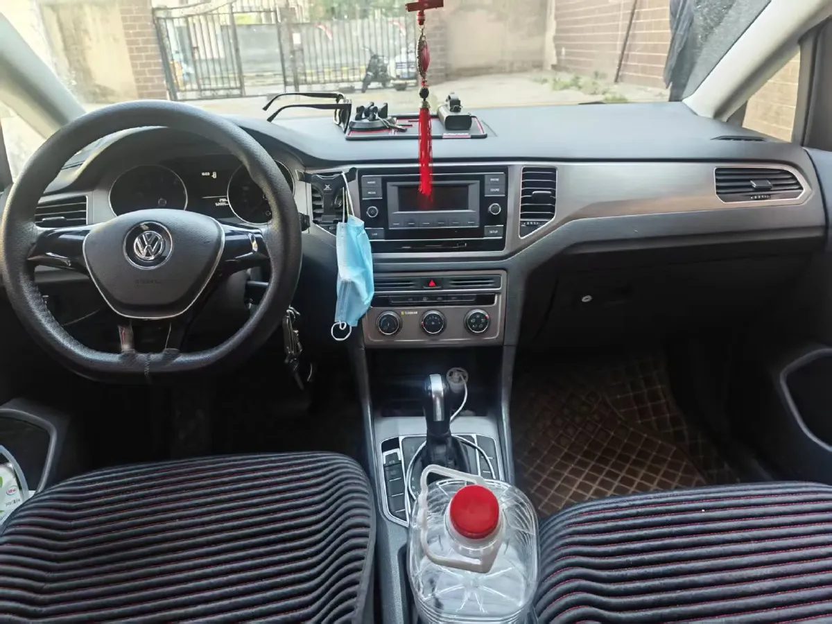 2018 Volkswagen Golf Sportsvan 1.6L 110HP L4 6AT,autocango,china used car exporter,china ev exporter,chinese used car exporter,chinese used ev exporter