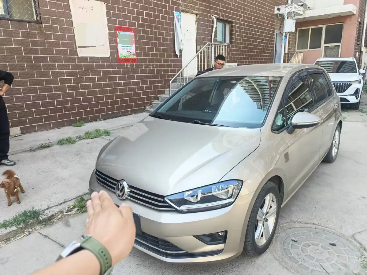 2018 Volkswagen Golf Sportsvan 1.6L 110HP L4 6AT,autocango,china used car exporter,china ev exporter,chinese used car exporter,chinese used ev exporter