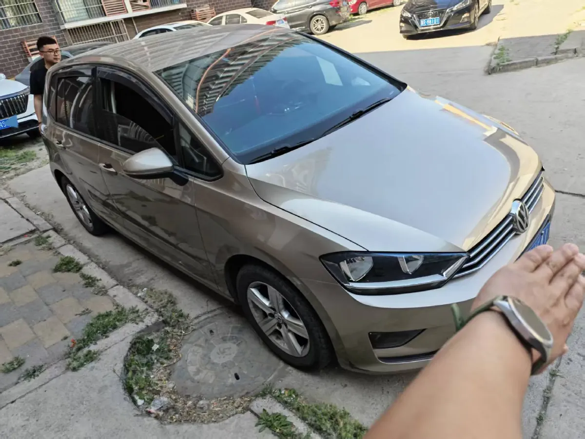 2018 Volkswagen Golf Sportsvan 1.6L 110HP L4 6AT,autocango,china used car exporter,china ev exporter,chinese used car exporter,chinese used ev exporter