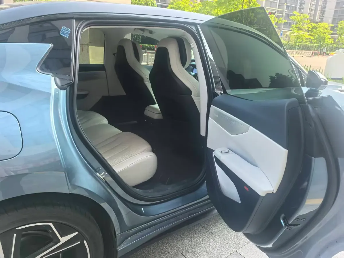 2024 LYNK&CO 01 2.0T 254HP L4 8AT,autocango,china used car exporter,china ev exporter,chinese used car exporter,chinese used ev exporter