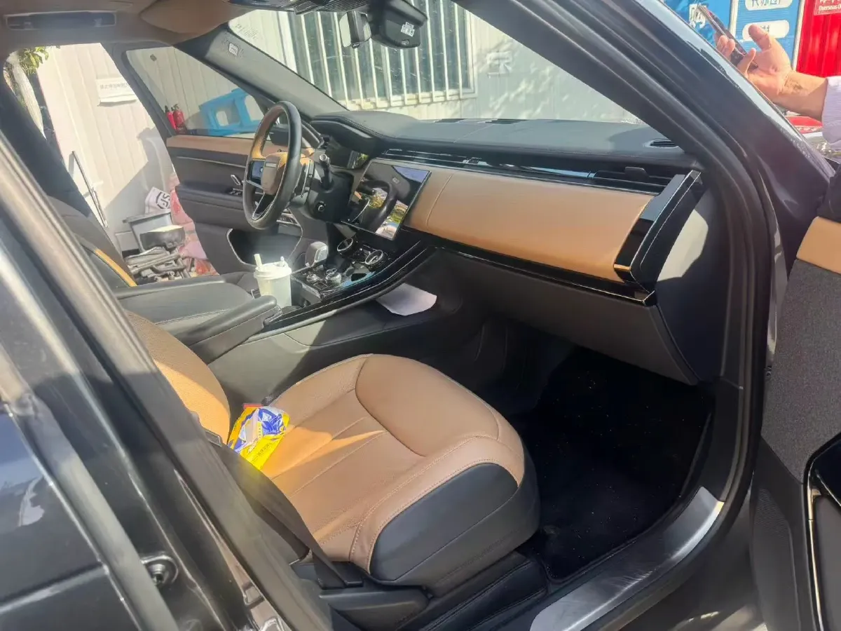 2023 Land Rover Range Rover Sport 3.0T 400HP L6 8AT,autocango,china used car exporter,china ev exporter,chinese used car exporter,chinese used ev exporter