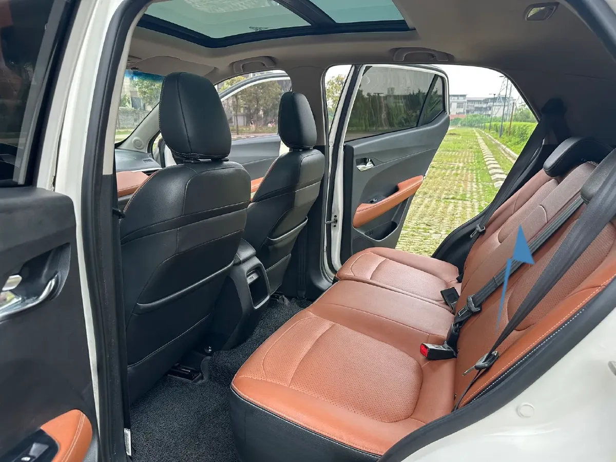 2017 BaoJun 510 1.5L 112HP L4 5AMT,autocango,china used car exporter,china ev exporter,chinese used car exporter,chinese used ev exporter