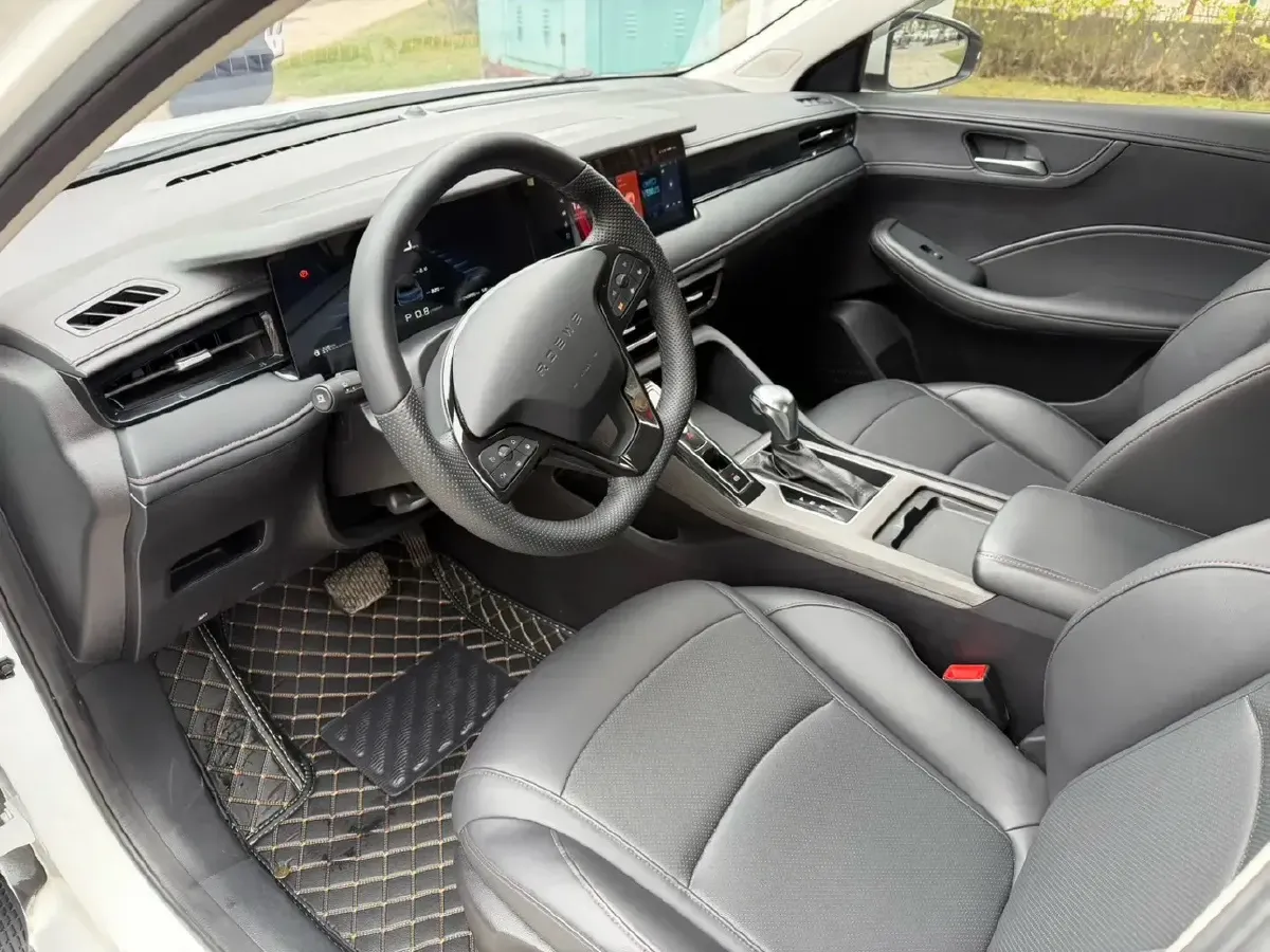 2023 Roewe i5 1.5L 129HP L4 CVT,autocango,china used car exporter,china ev exporter,chinese used car exporter,chinese used ev exporter