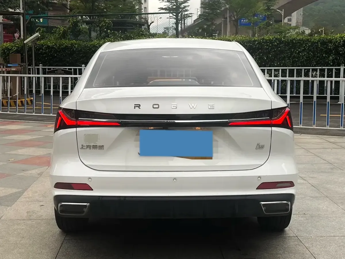 2023 Roewe i5 1.5L 129HP L4 CVT,autocango,china used car exporter,china ev exporter,chinese used car exporter,chinese used ev exporter