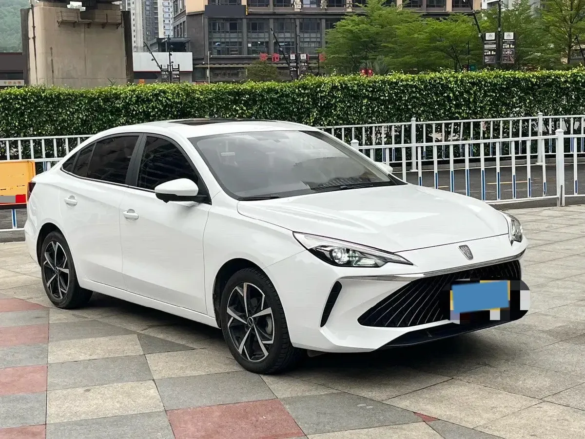 2023 Roewe i5 1.5L 129HP L4 CVT,autocango,china used car exporter,china ev exporter,chinese used car exporter,chinese used ev exporter