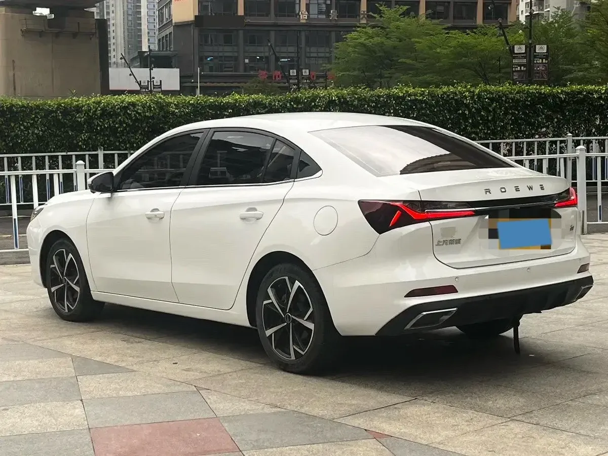 2023 Roewe i5 1.5L 129HP L4 CVT,autocango,china used car exporter,china ev exporter,chinese used car exporter,chinese used ev exporter