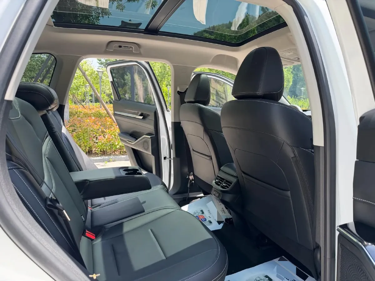 2021 Haval H6 1.5T 169HP L4 7DCT,autocango,china used car exporter,china ev exporter,chinese used car exporter,chinese used ev exporter