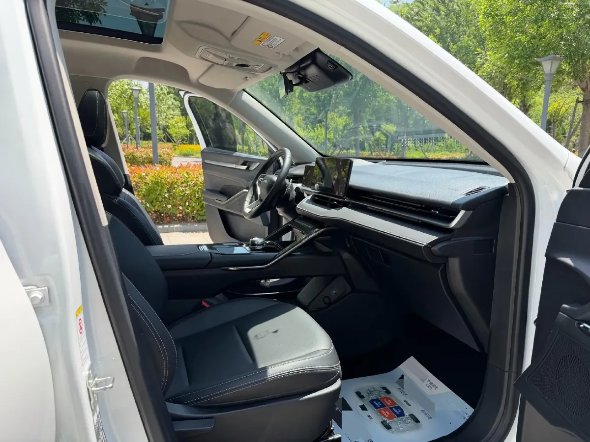 2021 Haval H6 1.5T 169HP L4 7DCT,autocango,china used car exporter,china ev exporter,chinese used car exporter,chinese used ev exporter