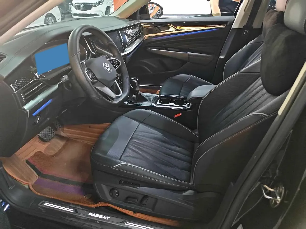 2023 Volkswagen Passat 2.0T 186HP L4 7DCT,autocango,china used car exporter,china ev exporter,chinese used car exporter,chinese used ev exporter