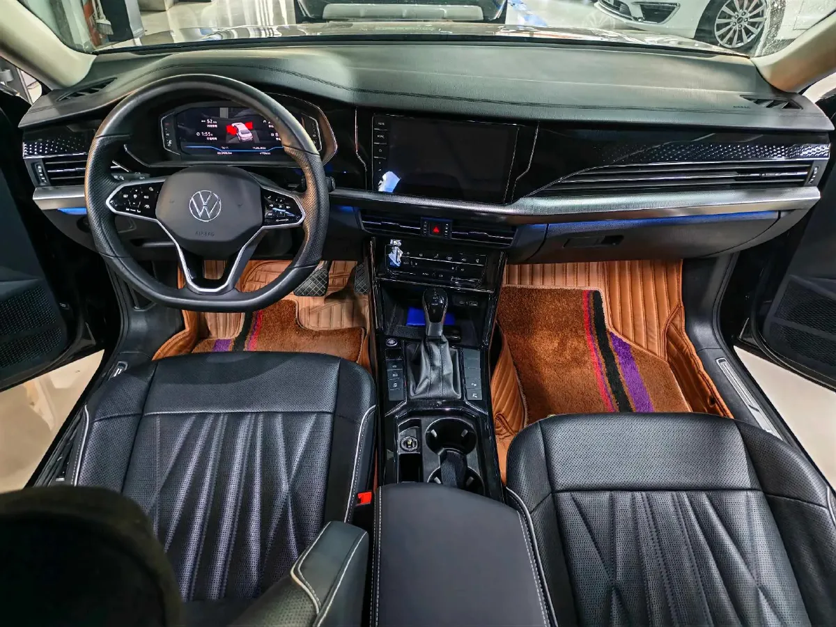 2023 Volkswagen Passat 2.0T 186HP L4 7DCT,autocango,china used car exporter,china ev exporter,chinese used car exporter,chinese used ev exporter