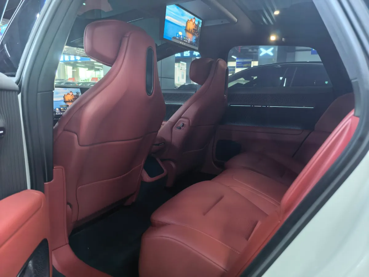 2025 Avatr 12 1.5T 156HP L4 REEV,autocango,china used car exporter,china ev exporter,chinese used car exporter,chinese used ev exporter