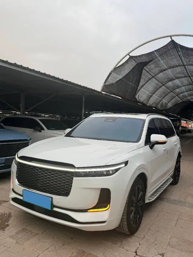 2021 Li ONE Range Extended 131HP REEV 40.5KWH,autocango,china used car exporter,china ev exporter,chinese used car exporter,chinese used ev exporter