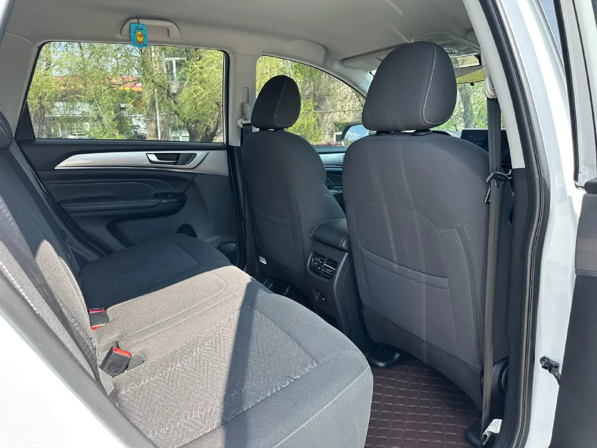2023 Haval M6 1.5T 150HP L4 7DCT,autocango,china used car exporter,china ev exporter,chinese used car exporter,chinese used ev exporter