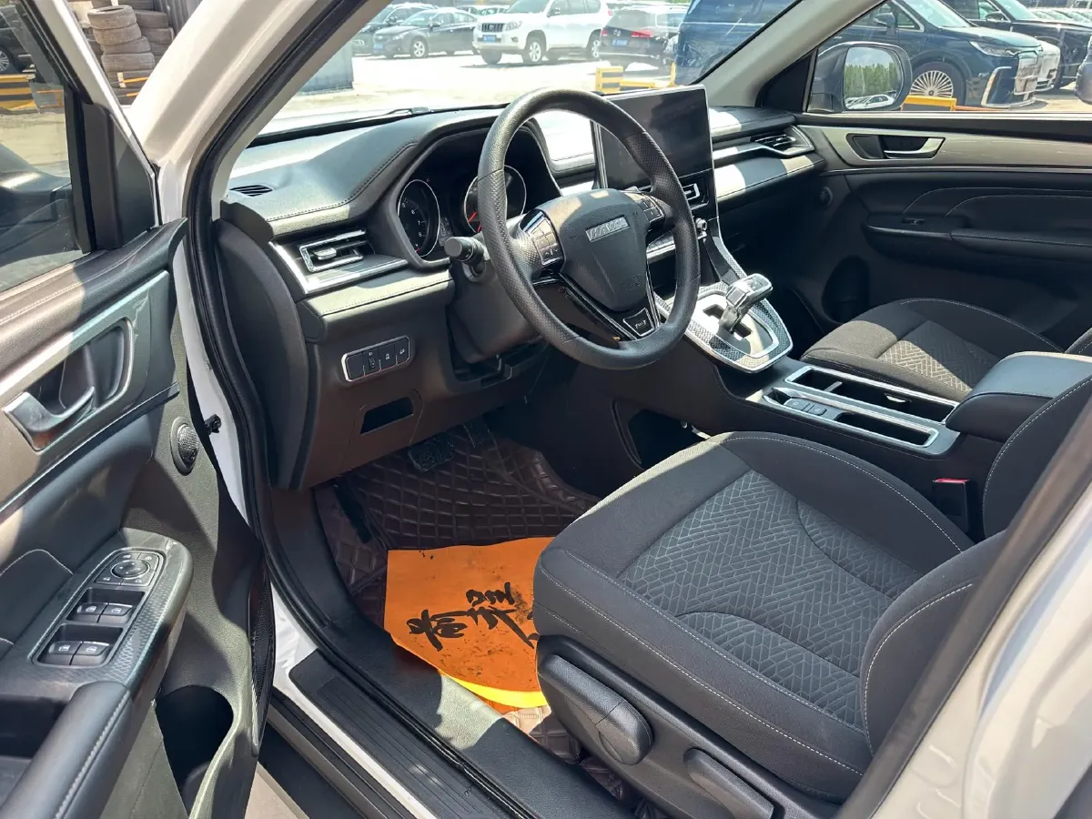 2023 Haval M6 1.5T 150HP L4 7DCT,autocango,china used car exporter,china ev exporter,chinese used car exporter,chinese used ev exporter